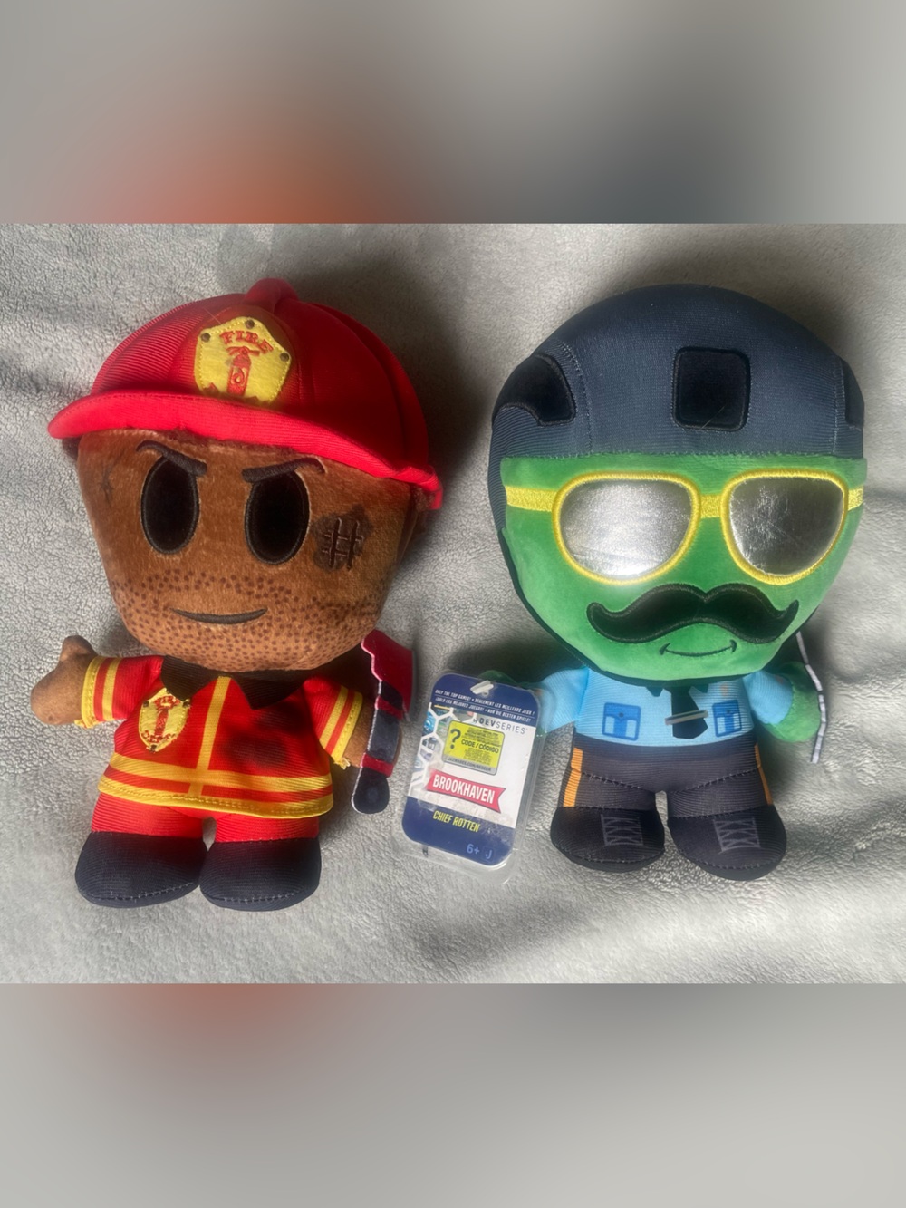 Roblox 8” plush lot of 2 - Brookhaven Chief Rotten NWT Livetopia Firefighter